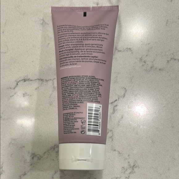 New Living Proof Restore Repair Mask - Picture 2 of 4